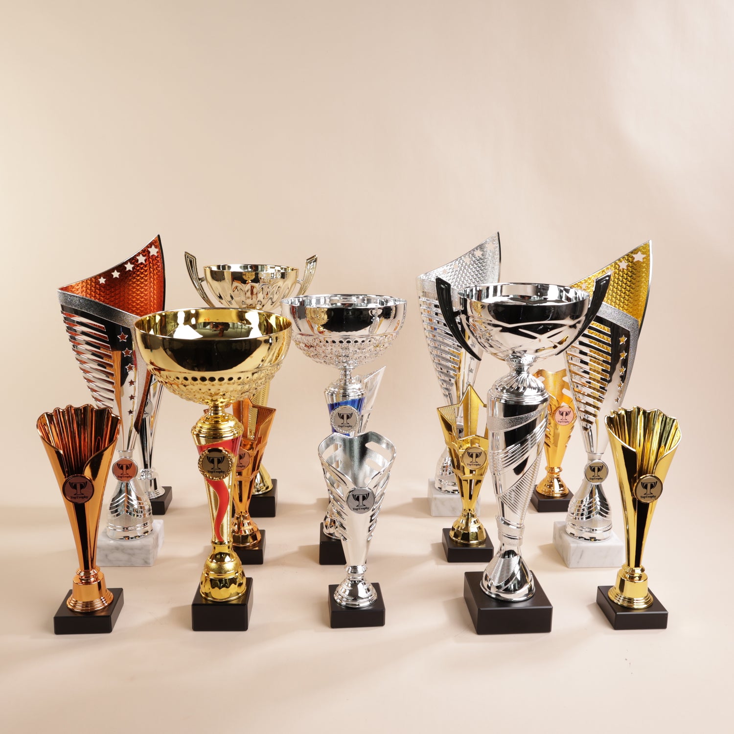 acheter coupe
Prix bas
Qualité Suisse
Médaille Suisse
Trophées Suisse
Boutique en ligne
TopTrophy
Acheter médaille coupe et trophées
personnalisation
personnalisable
gravure