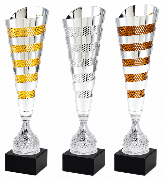 cp 126 Coupe en métal  prestige et résistante, Disponible en 3 couleurs or argent bronze . Idéale pour tournois, compétitions et cérémonies. Personnalisation possible.
TopTrophy - Suisse